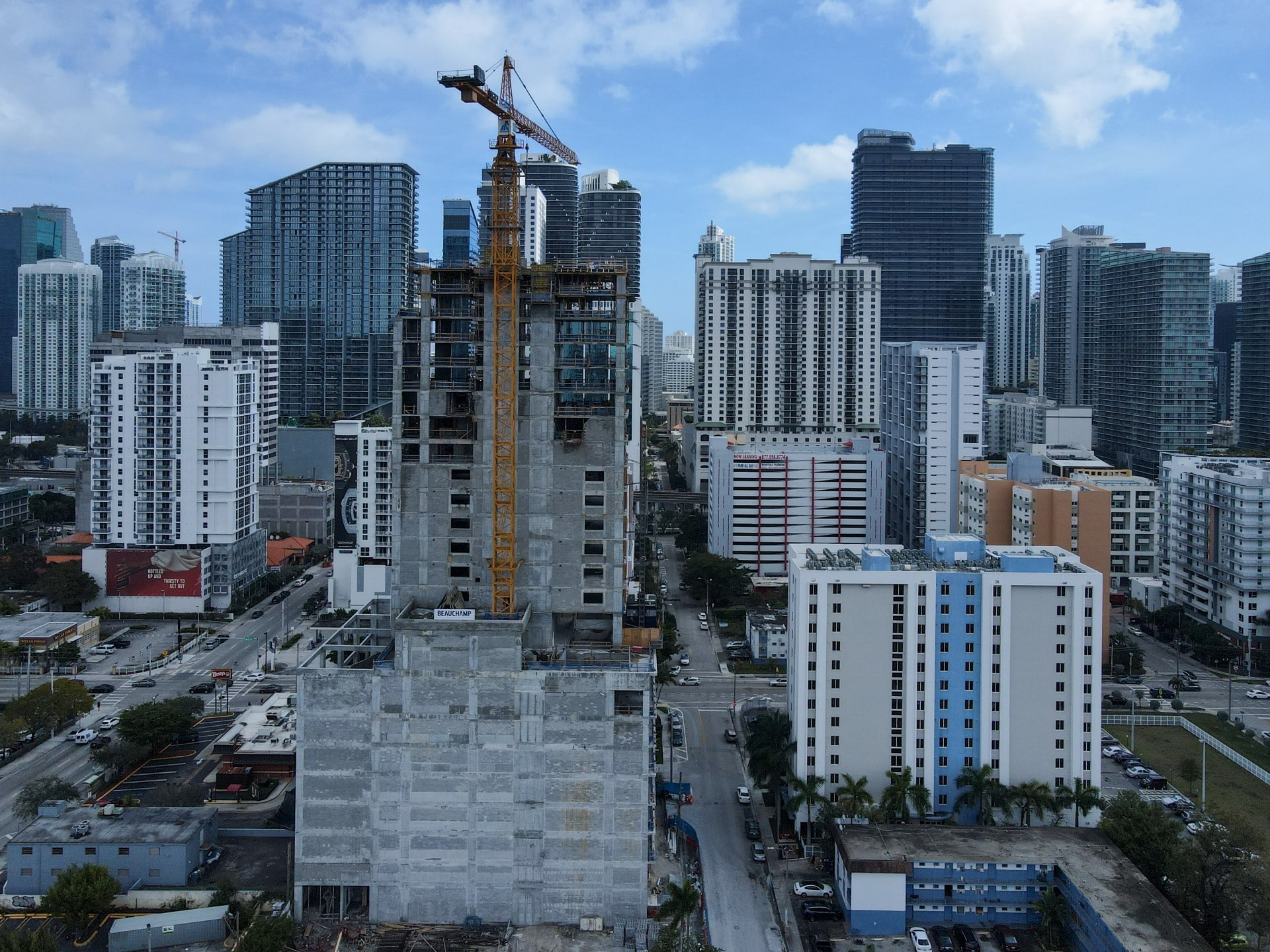 25-STORY SMART BRICKELL HAS REACHED THE TOP FLOOR (PHOTOS)